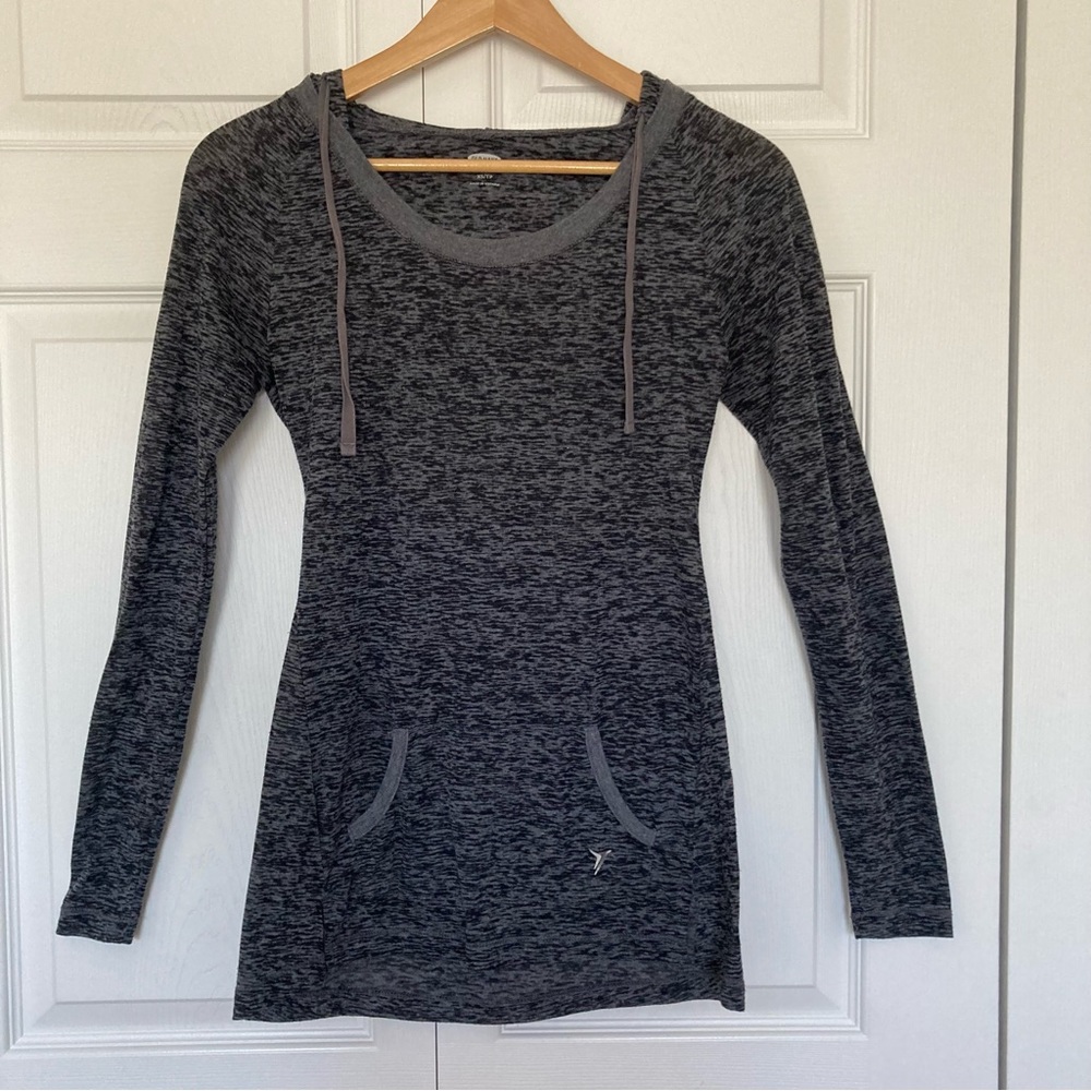 Old Navy woman’s hooded shirt